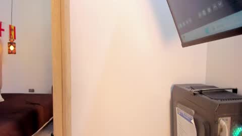 ashley_miller26 online show from June 25, 9:46 am