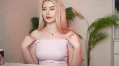 AshleyNiko online show from October 4, 4:00 pm