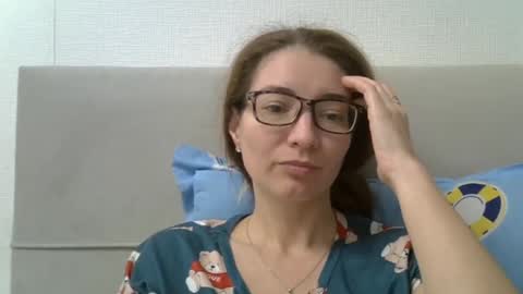 Ashley online show from February 12, 7:44 am