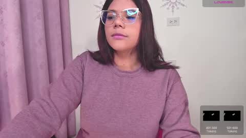 Snapshot of ashleyy18__ chatting on February 10, 9:14 am Ashleyy18 online show from February 10, 9:14 am
