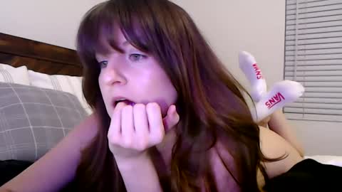 Snapshot of ashleyyylove13 chatting on February 19, 7:06 am Ashley Love online show from February 19, 7:06 am