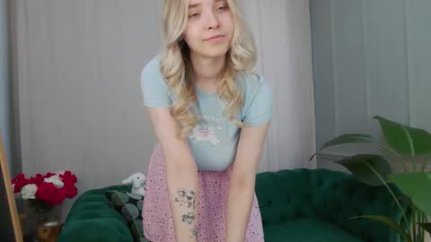 ashly_cherry online show from March 27, 11:00 am