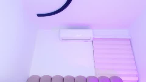 Ashly online show from February 8, 12:42 pm