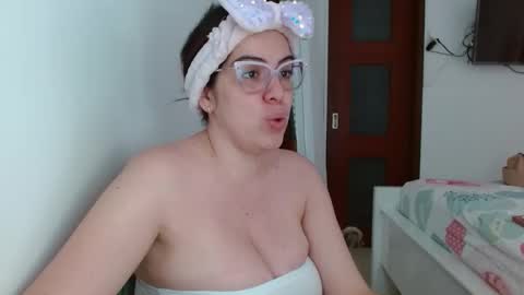 AshlyMoon online show from April 10, 6:58 pm