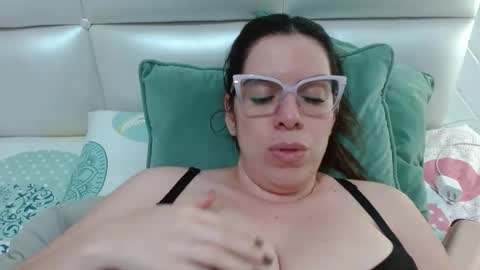 Snapshot of ashlymoon chatting on October 15, 2:47 am AshlyMoon online show from October 15, 2:47 am