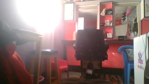 ashyneil_ online show from June 15, 1:22 pm