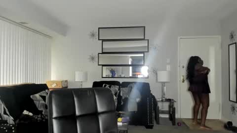 Asia online show from December 20, 3:00 pm