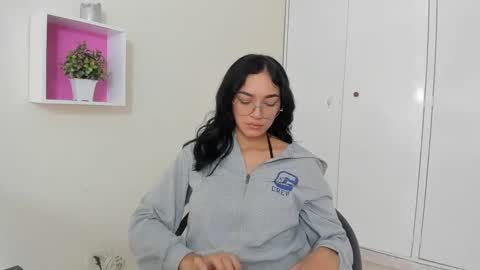 Camila online show from March 1, 12:56 pm