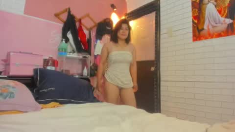 Snapshot of asian_diana69 chatting on March 12, 12:53 am diane online show from March 12, 12:53 am