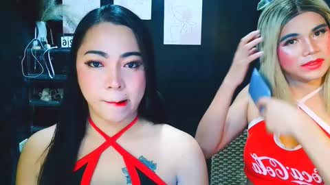 evelyn online show from March 26, 8:05 am