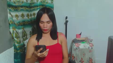 asian_hillary online show from January 3, 12:52 pm