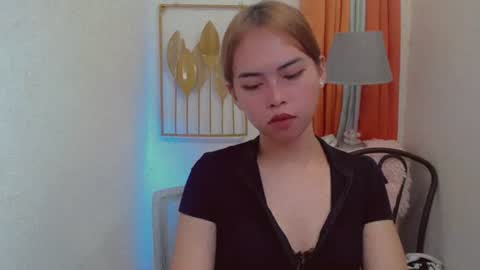 Angel online show from June 19, 9:07 pm