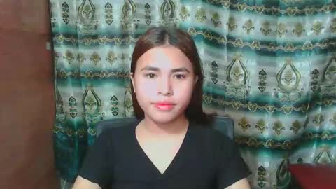 Snapshot of asian_sofiexxx chatting on October 19, 9:33 am asian_sofiexxx online show from October 19, 9:33 am
