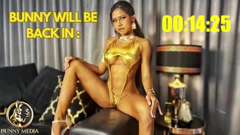 BUNNY WILDER online show from February 16, 1:05 am