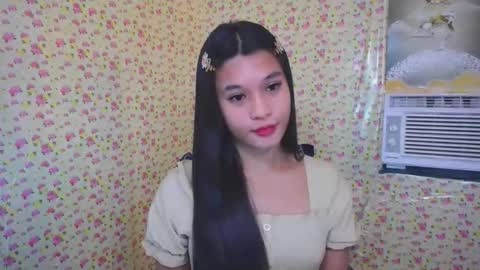 Snapshot of asian_yannie chatting on October 19, 8:55 pm Yan online show from October 19, 8:55 pm