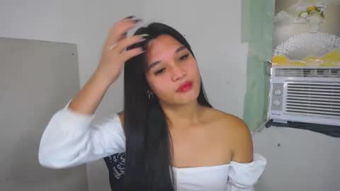 Snapshot of asian_yannie chatting on October 14, 2:47 am Yan online show from October 14, 2:47 am