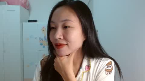 Snapshot of asiantabbyx chatting on February 22, 3:42 pm Tabby online show from February 22, 3:42 pm