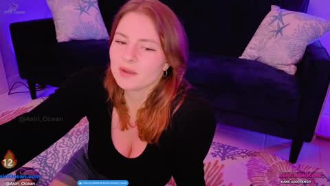 Snapshot of asiri_ocean chatting on September 30, 2:50 am Asiri pronounced Ah-siri Please no nicknames 3 online show from September 30, 2:50 am