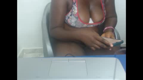 assnpussyx online show from January 16, 1:01 am