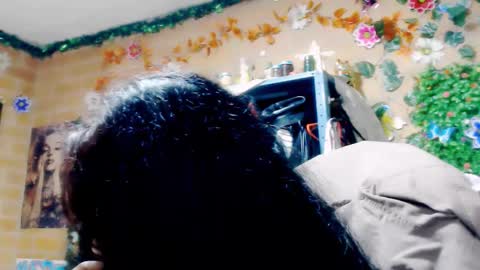 astrid_hauser66 online show from December 22, 7:33 am