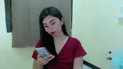Snapshot of asuna_charming chatting on March 3, 3:48 pm asuna_charming online show from March 3, 3:48 pm