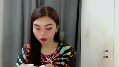 Snapshot of asuna_charming chatting on February 2, 6:26 am asuna_charming online show from February 2, 6:26 am