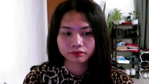atashakendall online show from May 25, 3:44 pm