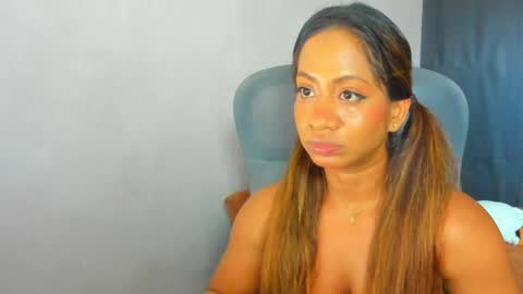 Audry online show from April 3, 8:07 pm