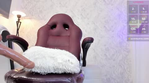 Aura sanders online show from March 24, 4:23 pm