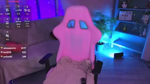 Aura online show from June 22, 3:25 am