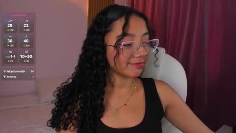 Snapshot of aurora_blis chatting on October 18, 1:47 pm aurora_blis online show from October 18, 1:47 pm