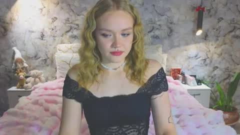 Kate online show from January 17, 4:25 pm