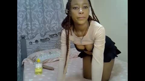 Aurora online show from October 21, 11:42 pm