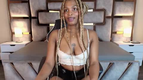 Ariana online show from November 24, 7:49 pm