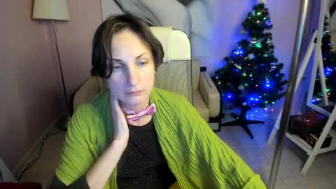 Aurora online show from January 2, 3:05 am