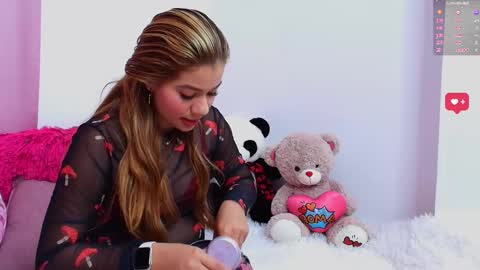 Aurora online show from March 6, 1:24 pm