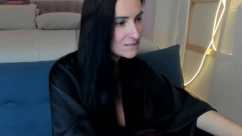 Snapshot of ava_athena chatting on October 9, 3:05 pm Ava online show from October 9, 3:05 pm