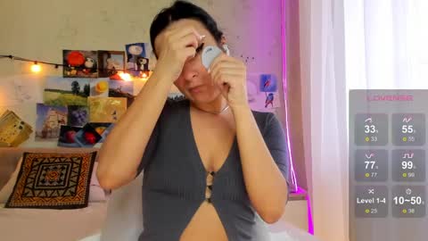 Ava online show from April 6, 9:10 am