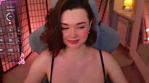 Ava online show from February 20, 2:29 pm