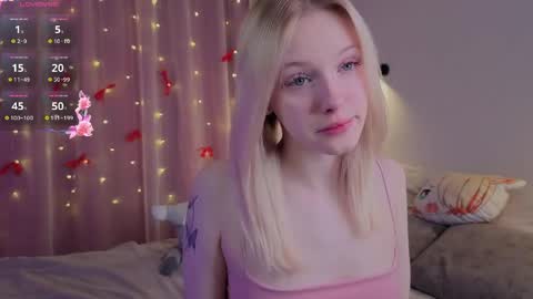 ava_vice online show from May 18, 11:11 pm
