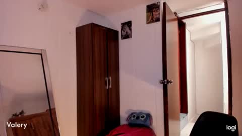 Valery -- online show from November 6, 8:15 pm