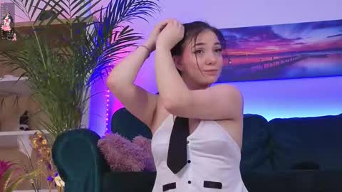 AveryWillow online show from February 15, 7:46 pm