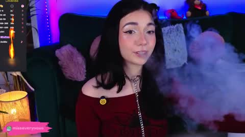 AveryWillow online show from March 27, 2:13 am