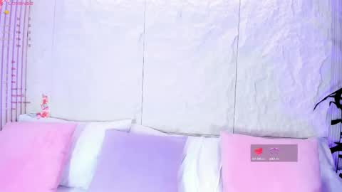 Avy  online show from October 8, 11:47 am