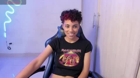 Axel online show from April 16, 8:08 pm