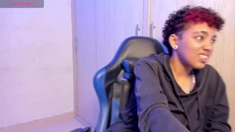 Axel online show from April 14, 2:50 pm