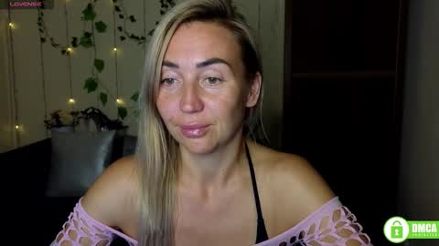 Jully online show from September 8, 5:45 pm