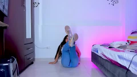 Mariana online show from November 23, 10:55 pm