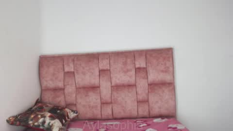 Snapshot of aylasophia_ chatting on October 24, 4:25 pm Ayla Sophia online show from October 24, 4:25 pm