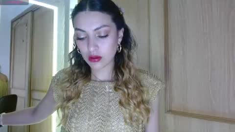 Snapshot of ayleen_m chatting on September 18, 11:58 pm AYLEEN online show from September 18, 11:58 pm